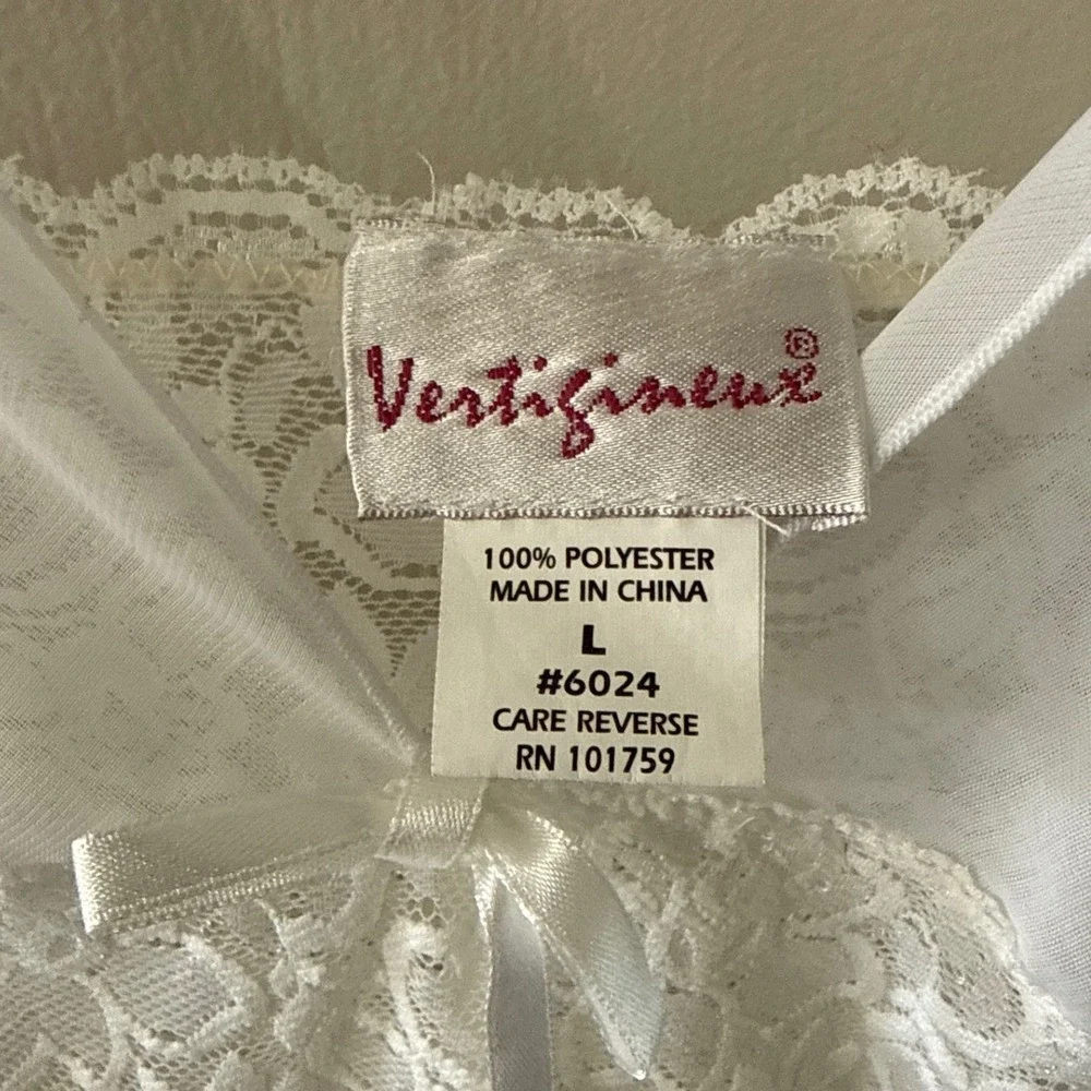 Vertigineux vintage sheer